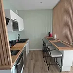 Appartement Superbe Rénové Proche Métro Avec Garage Oullins